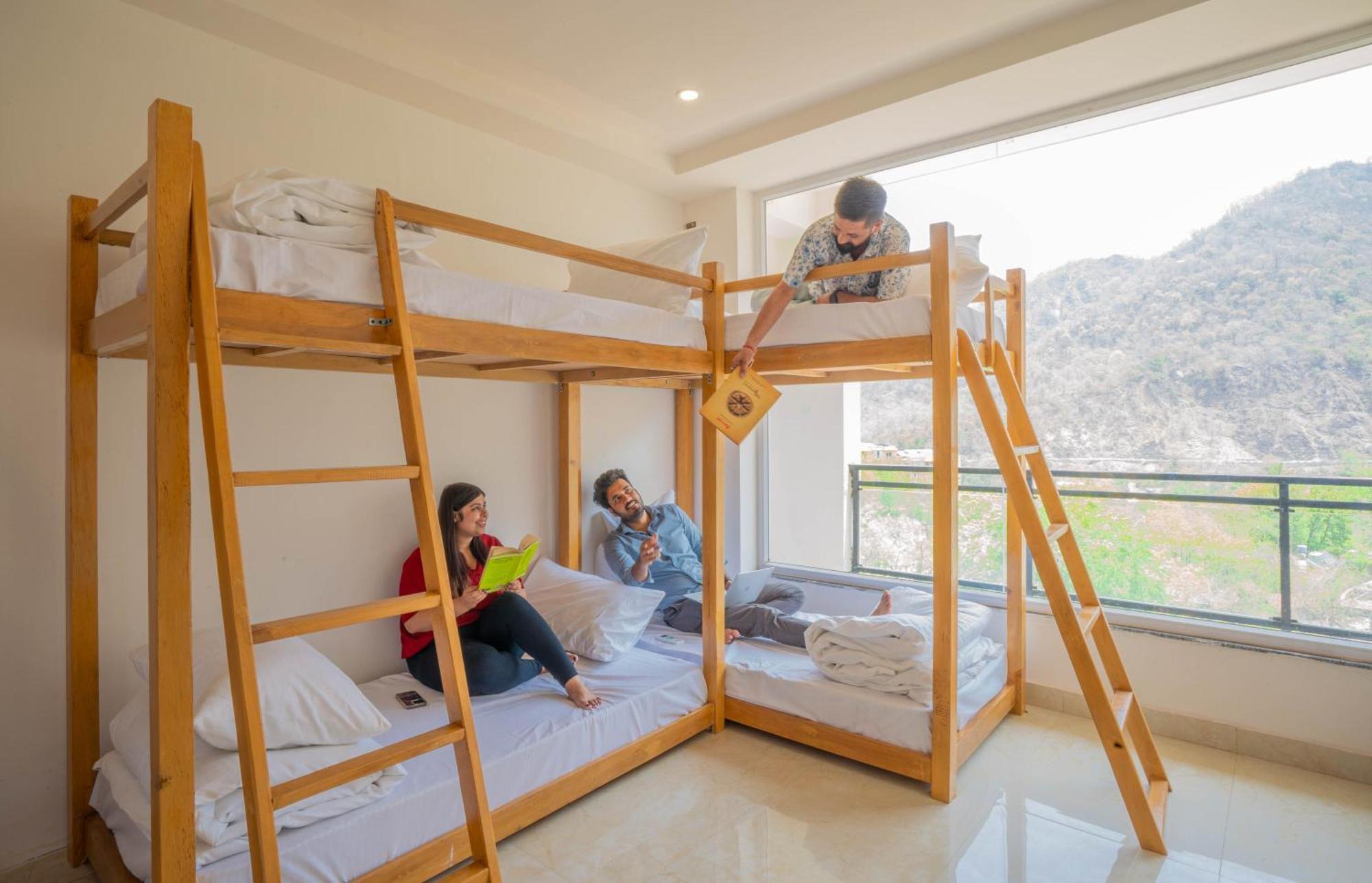 Perfectstayz Alpine Near Laxman Jhula Rishikesh Exterior photo